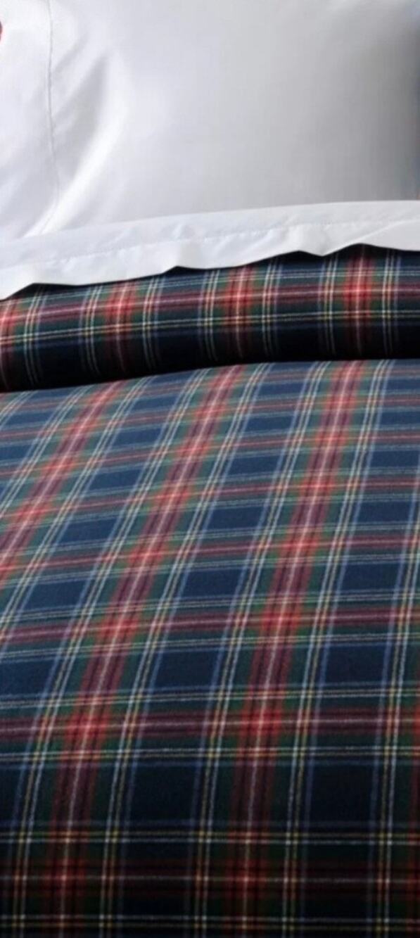 L.L. Bean Heritage Chamois Flannel Comforter Plaid Cover in Navy Size Queen